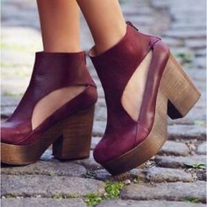 Free People Horizon Clog Platform High Heel Wine/Burgundy US 8 or 8.5 / EU 39